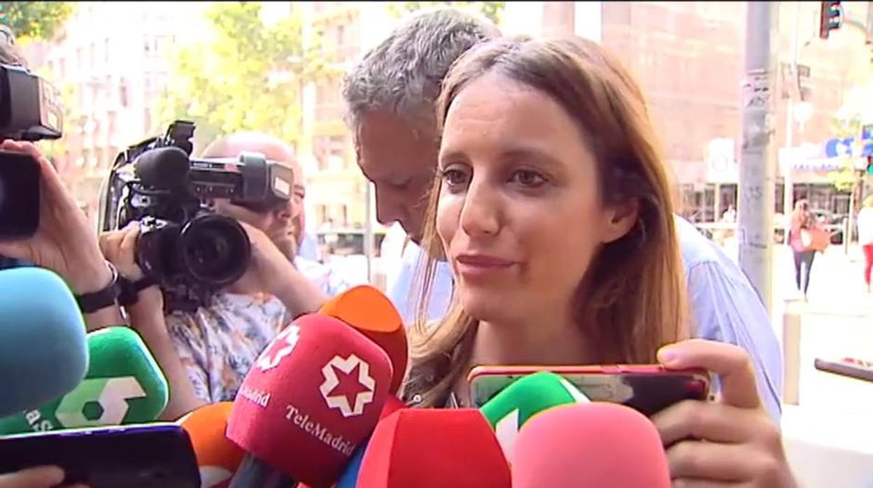 ¿Compartes el silencio de PSOE y Podemos sobre la discriminación de los iraníes a las diputadas españolas?