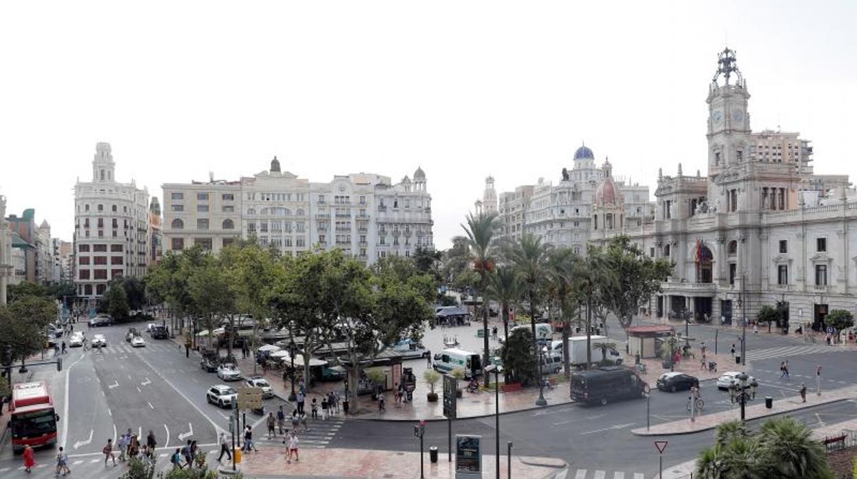 Vista panorámica de la plaza del Ayuntamiento de Valencia