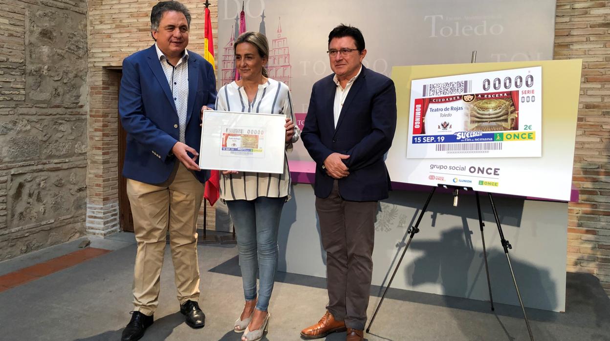 Carlos Hernández, Milagros Tolón y Teo García, este martes en el Ayuntaiento de Toledo