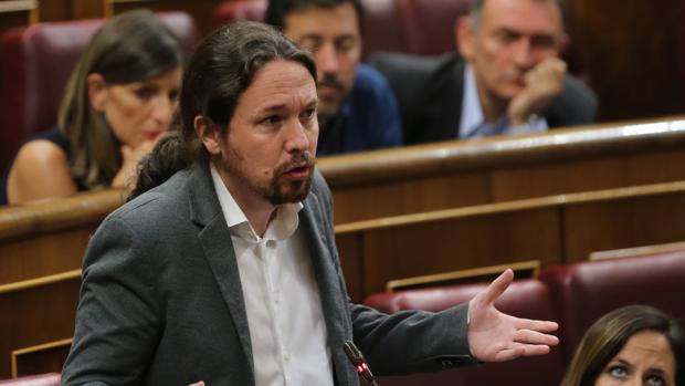 Iglesias llama a Sánchez para proponerle una última oferta y el presidente vuelve a rechazarla