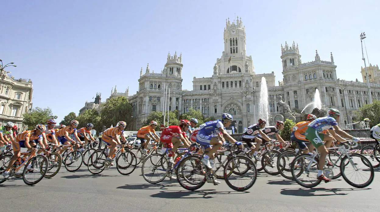 El final de la Vuelta a España obligará a cortar calles desde las 4 de la madrugada
