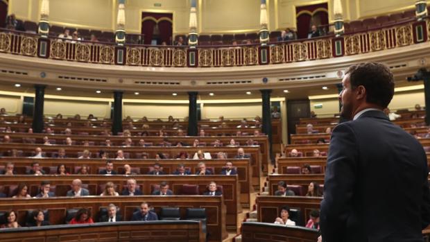 Los españoles suspenden el actual funcionamiento de la democracia en pleno bloqueo político