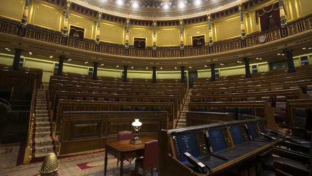 Los 213 diputados que dejan de serlo al disolverse el Congreso podrán cobrar entre 6.000 y 7.000 euros