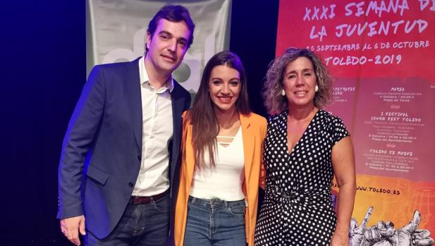 Trescientos jóvenes asisten al concierto de Ana Guerra en Toledo