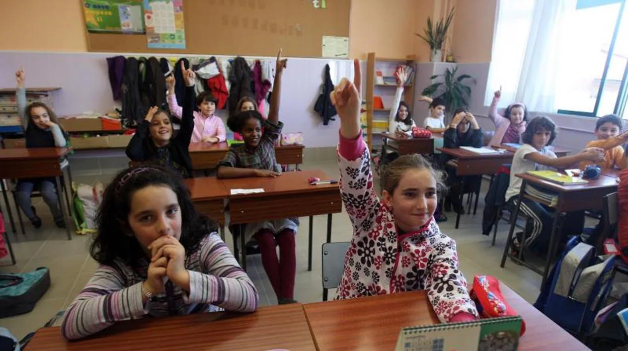 Alumnos en un centro educativo de Santiago de Compostela