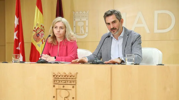 Las listas de espera en los servicios sociales de Madrid crecieron un 10% en el mandato de Carmena