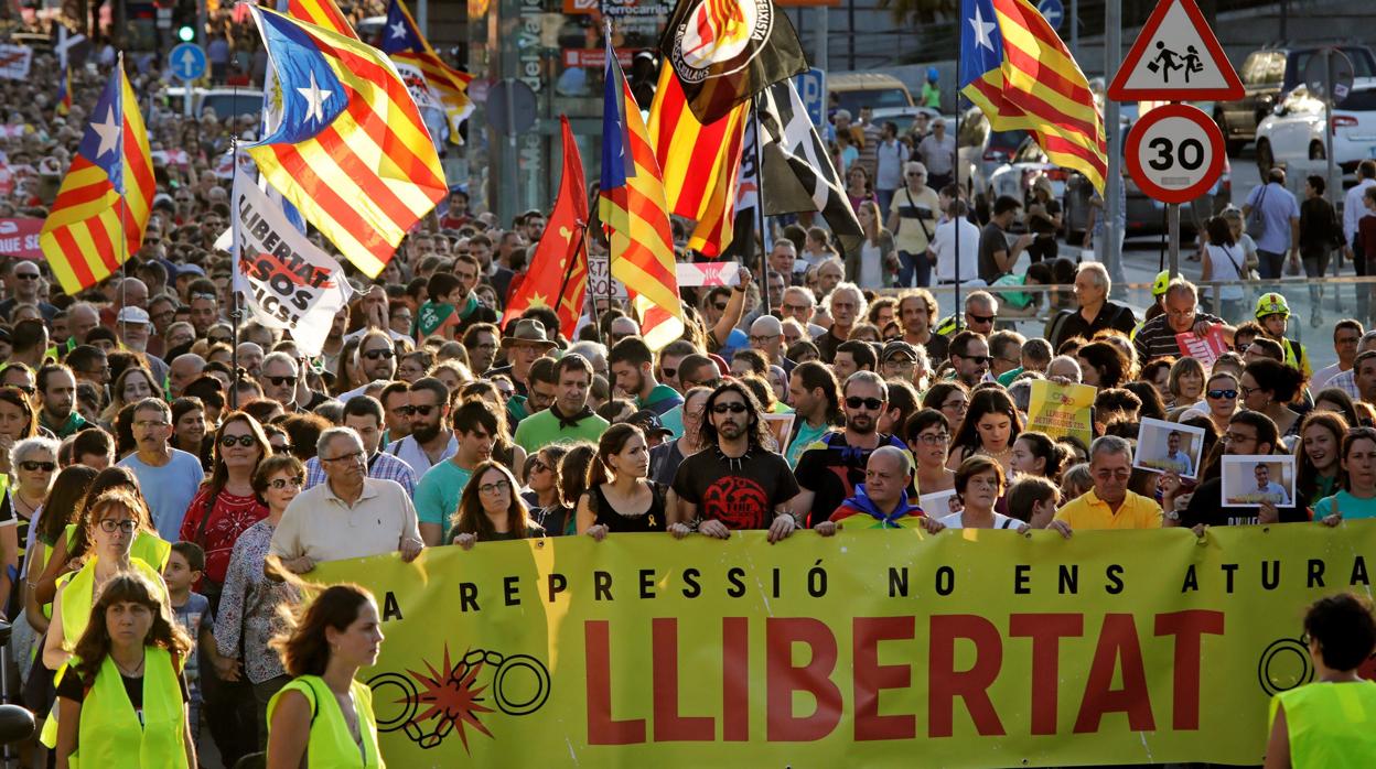 Manifestación contra la detención de los CDR