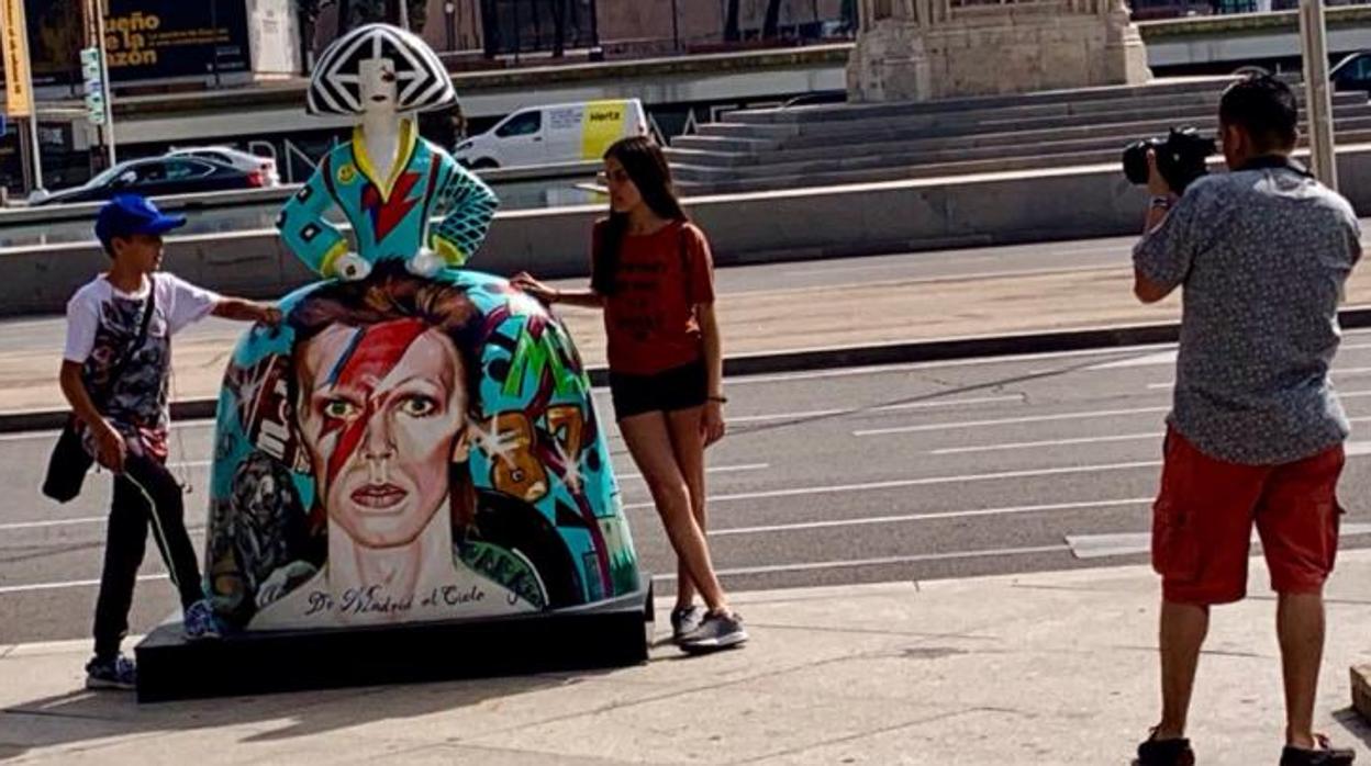 Menina, ayer, en la plaza de Colón