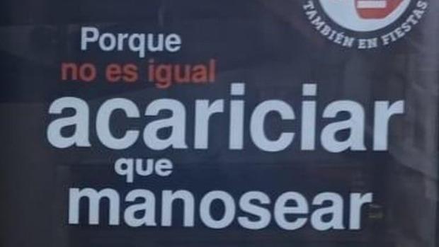 El Ayuntamiento de Zaragoza la lía con una campaña sobre cómo se debe tocar a una mujer