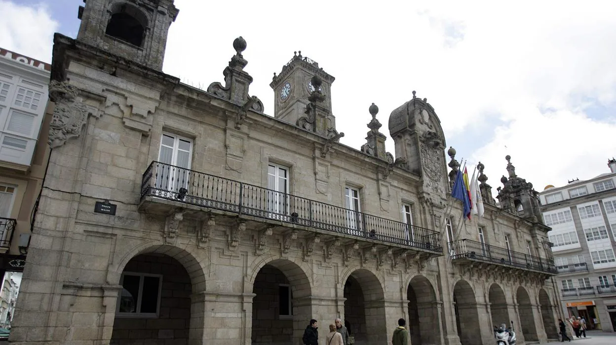Exteriores del concello de Lugo