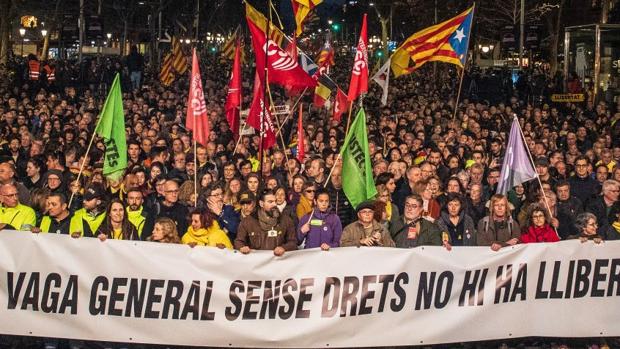 El independentismo cambia de fecha su convocatoria de «huelga general» por la sentencia