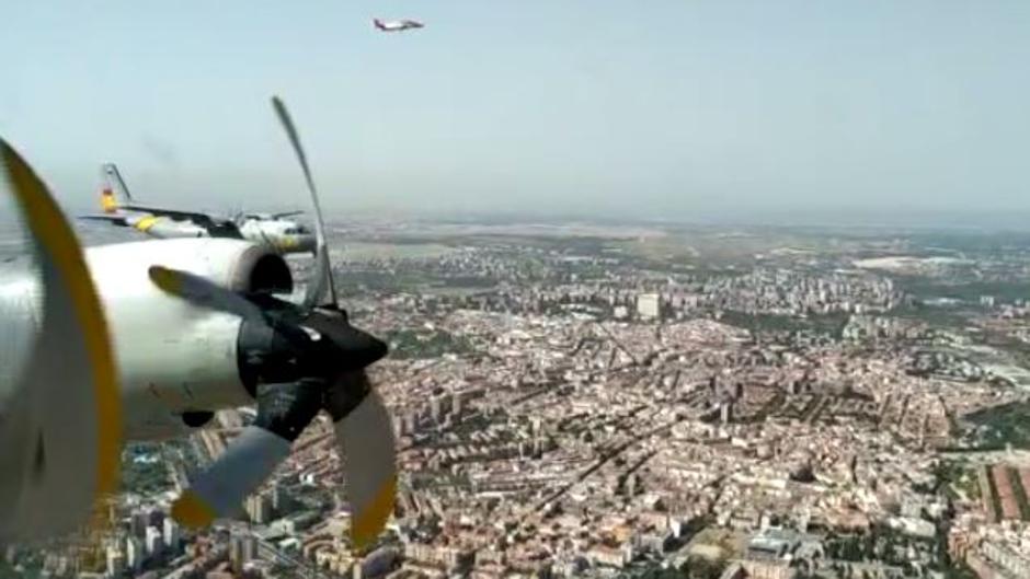 Así se ve Madrid desde un avión del Ejército del Aire durante los ensayos del 12 de Octubre