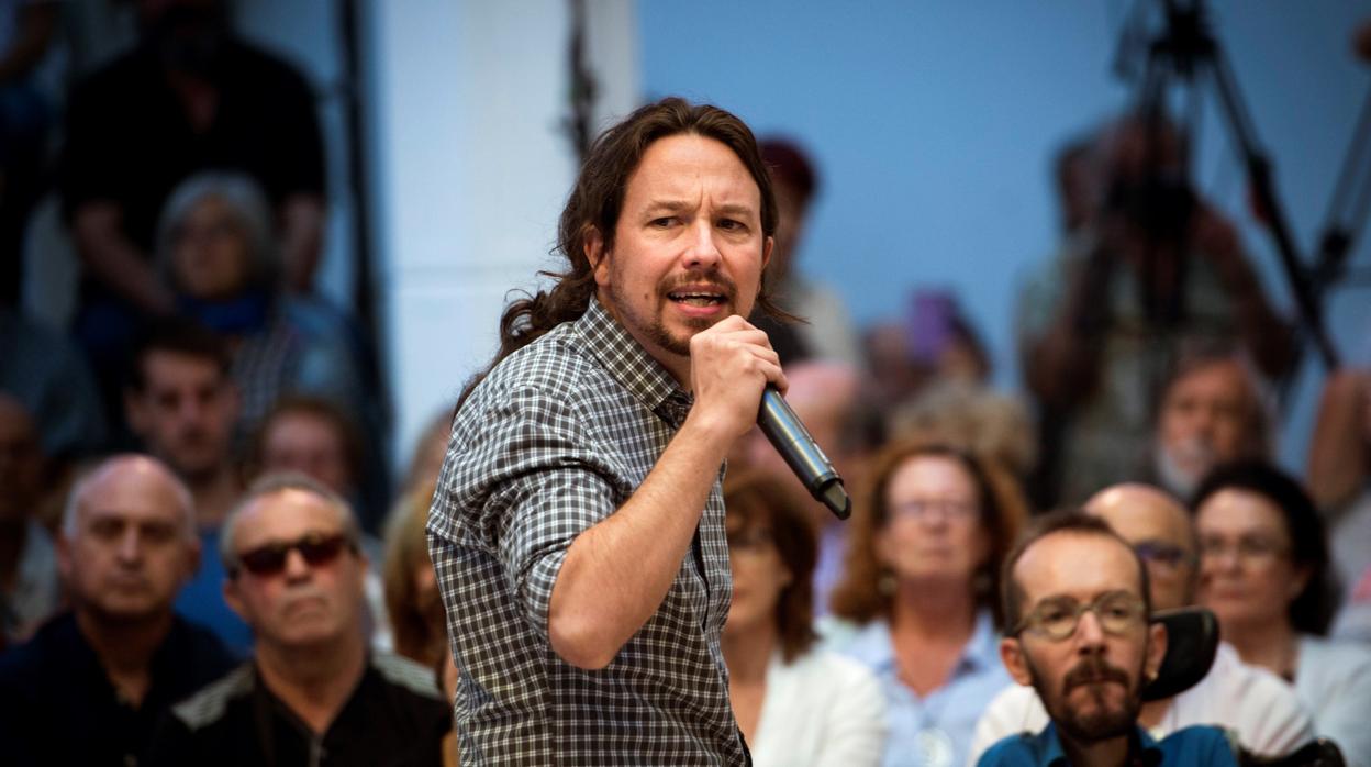 El líder de Podemos, Pablo Iglesias, durante un acto de precampaña