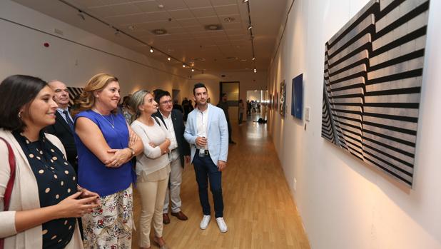 El reportero Roberto Núñez expone «Claves de luz» en la sala del Arzobispado