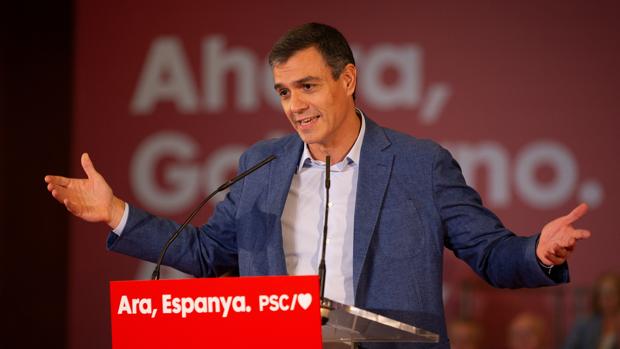 Pedro Sánchez borra un mensaje en Twitter por una falta de ortografía