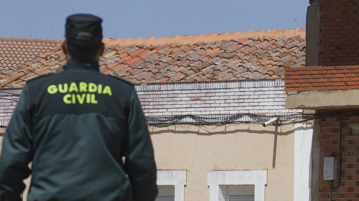 Detenido el agresor de un guardia civil que mediaba en una riña familiar en El Tiemblo, en Ávila