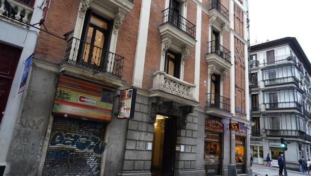 Suspendido el registro de cinco de los edificios vendidos por una fundación benéfica al hallarse irregularidades