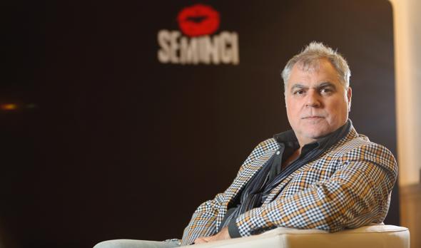 Benito Zambrano: «No somos buenos o malos como en mi película»