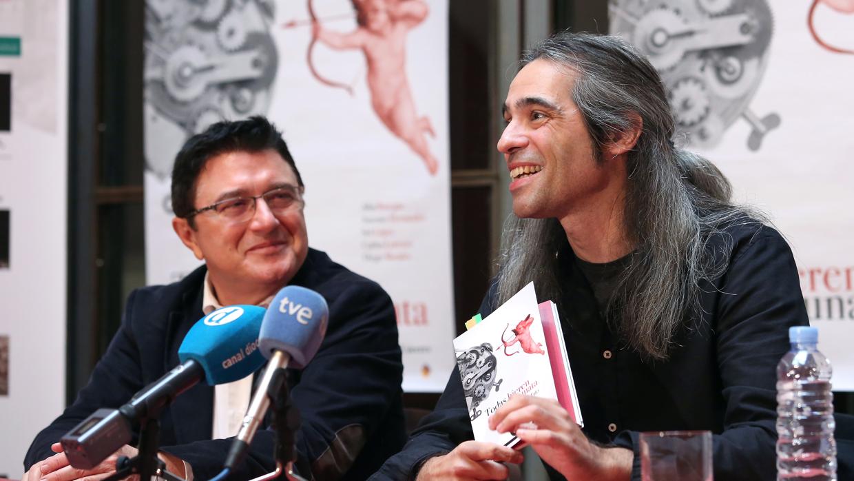 Teo García y Álvaro Tato durante la presentación de la obra en el Teatro de Rojas