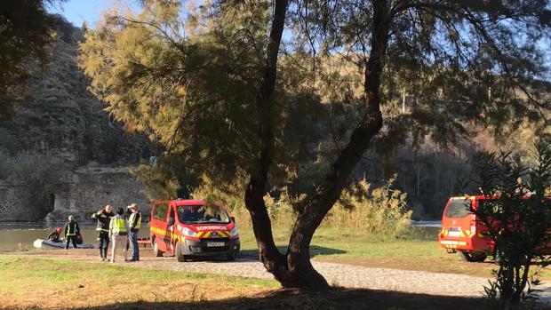 Los GEO buscan en el río Tajo al hombre desaparecido hace unos días