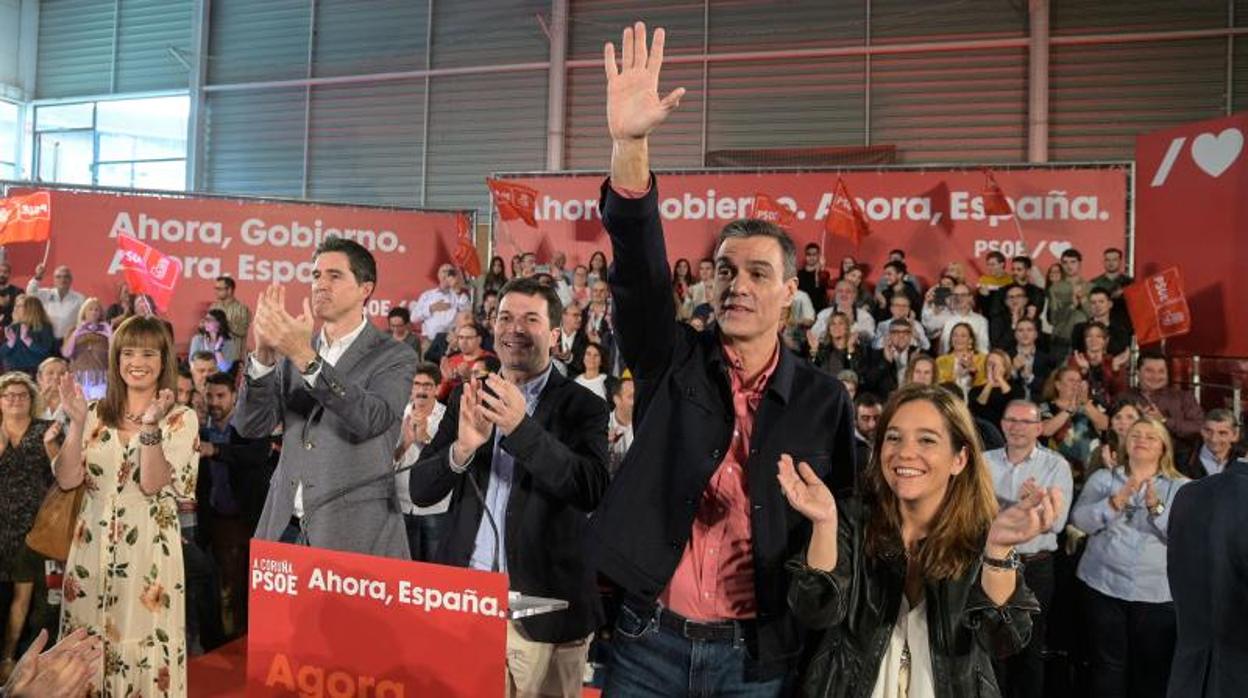 Aranguena, Caballero, Sánchez e Inés Rey, en La Coruña