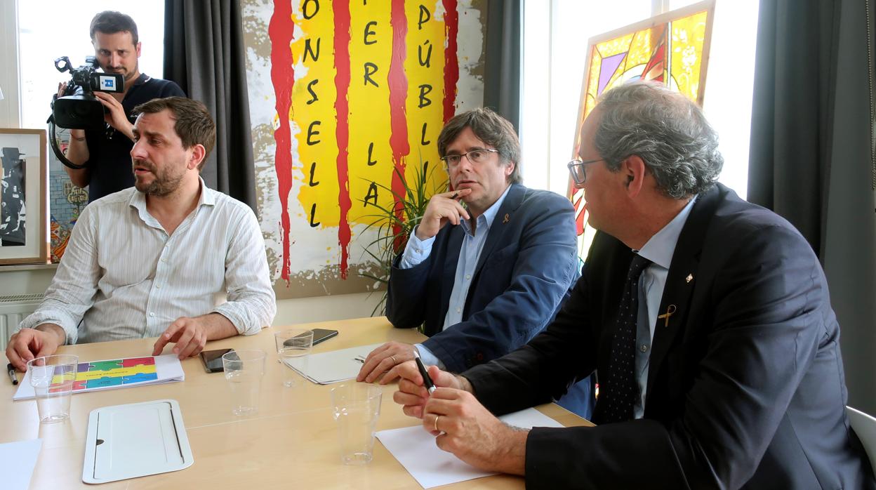 Toni Comin, Carles Puigdemont y Quim Torra, en una imagen de archivo