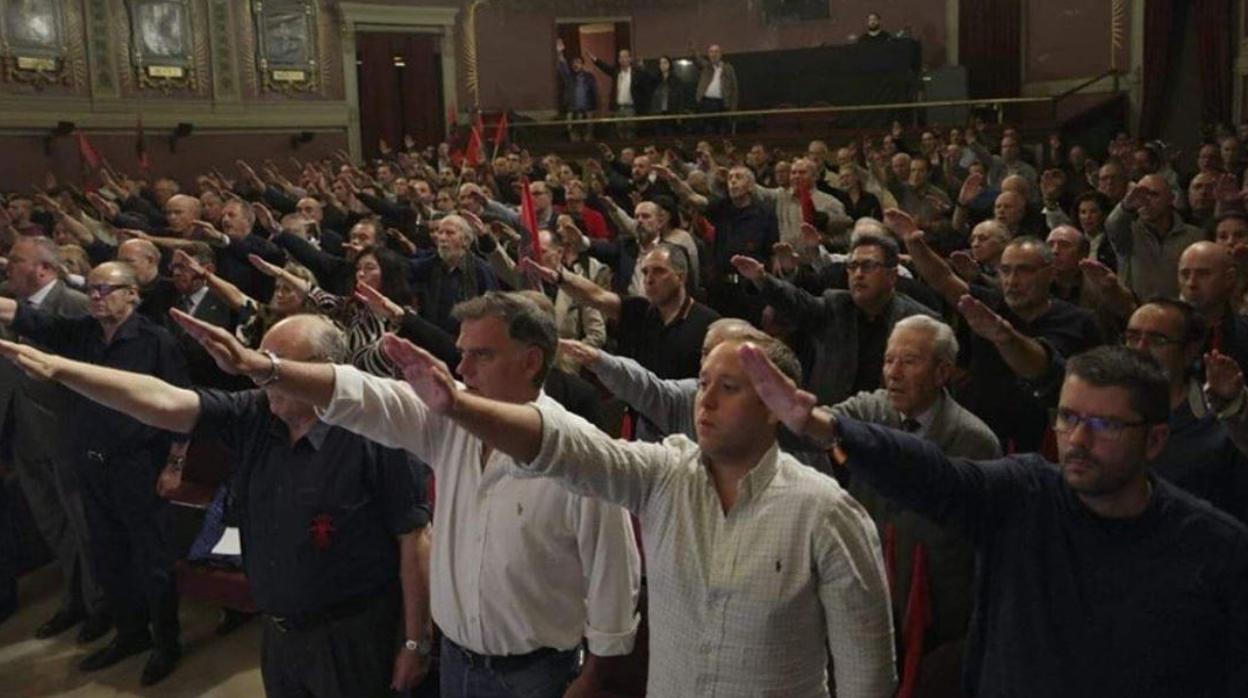 Los miembros de Falange Española en el Ateneo de Madrid el pasado sábado