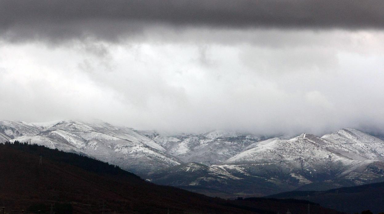 La nieve llega este jueves a León y Segovia