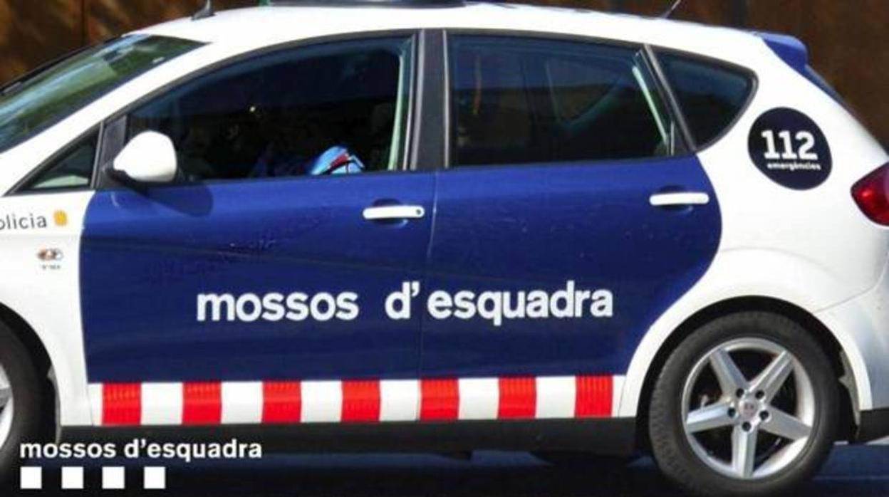 Un coche patrulla de los Mossos