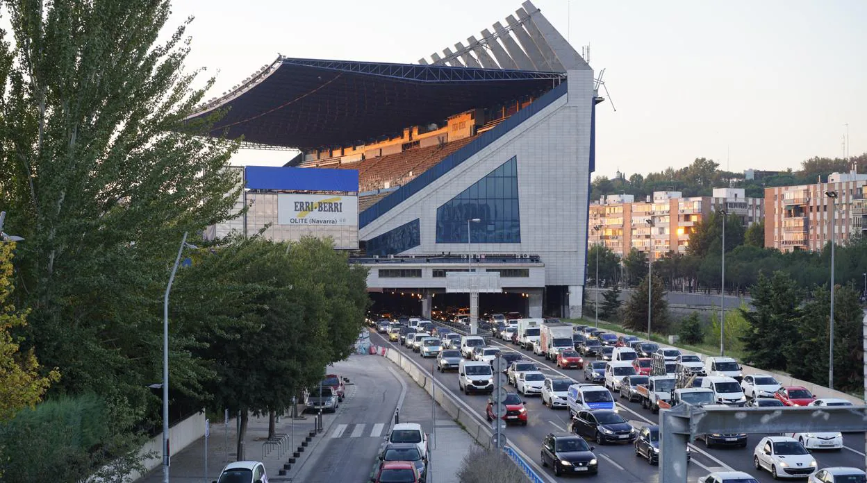 La tribuna principal del antiguo estadio Vicente Calderón