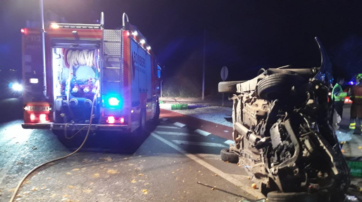 Imagen del estado en el que quedó el coche siniestrado