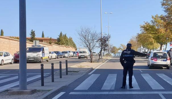 Una joven atropellada en un paso de peatones de la avenida de Francia