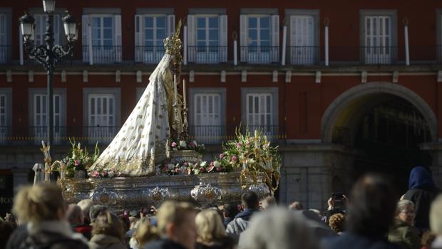 Cortes de tráfico este sábado por la procesión de La Almudena
