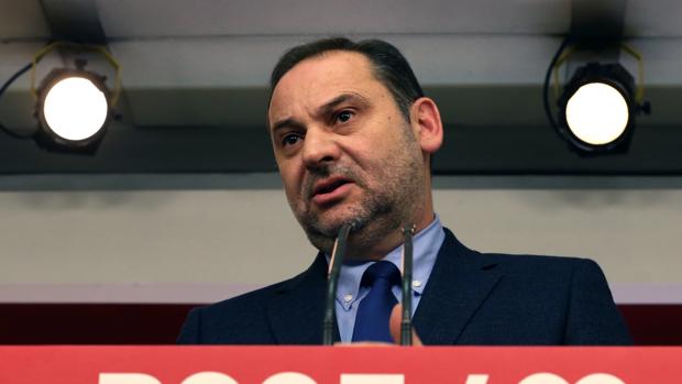 Ábalos: «No es un caso del PSOE, sino de antiguos responsables públicos de la Junta»