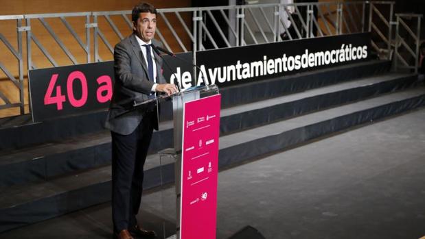 Carlos Mazón apuesta por la «segunda descentralización» con más fondos para los municipios