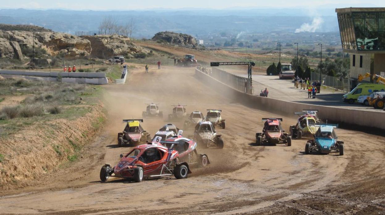 Imagen de archivo de una competición de autocross en el complejo de Motorland