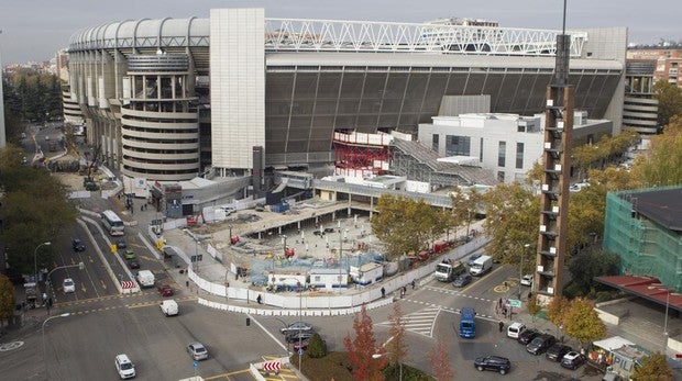 Concha Espina, la zona cero de las obras del Bernabéu: «Evitamos pasar por ahí»