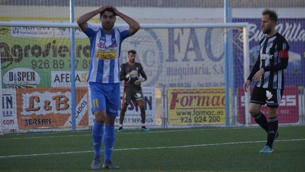 1-2: El Villarrubia pudo empatar al líder en el último minuto