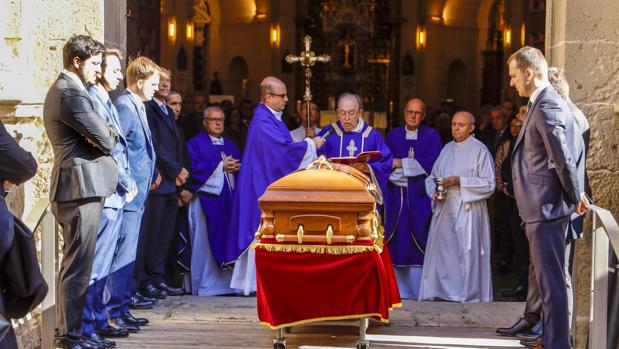 Alicante tributa una multitudinaria despedida a Joaquín Arias López