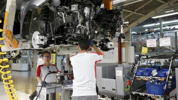 Seat descarta finalmente el ERE temporal para 6.600 empleados de su planta de Martorell