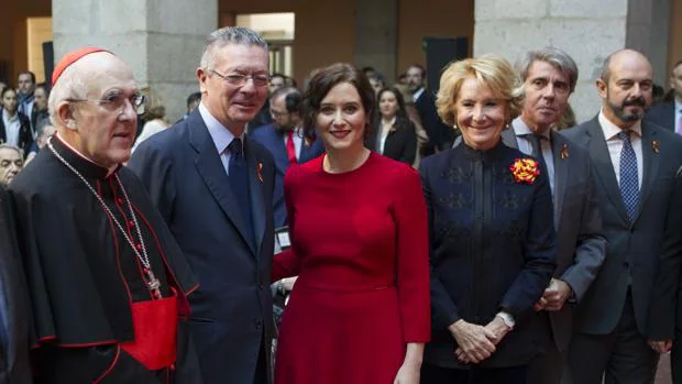 El Día de la Constitución que reunió a cuatro expresidentes regionales de Madrid