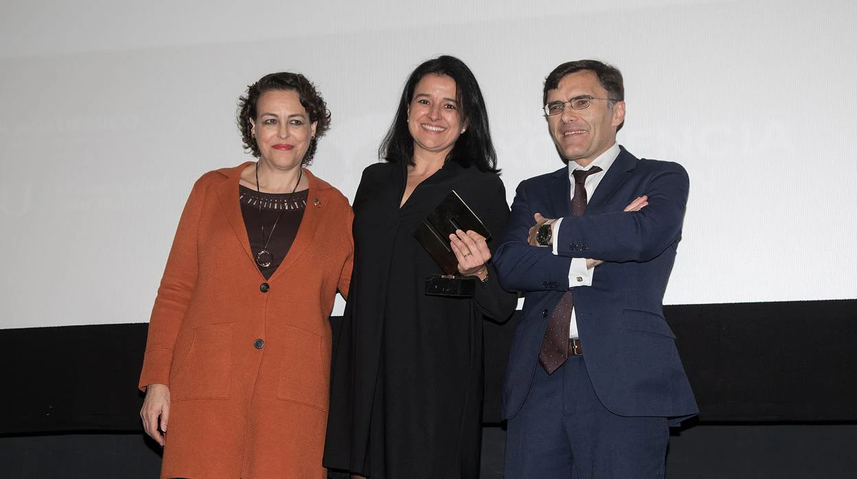 La directora de Pastorinas, Ana Redondo (centro), junto a Magdalena Valerio y Alberto Durán