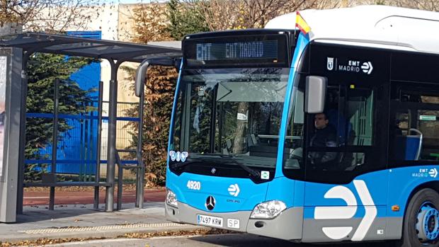 Los refuerzos de EMT, Metro y Renfe por Navidad comienzan este puente