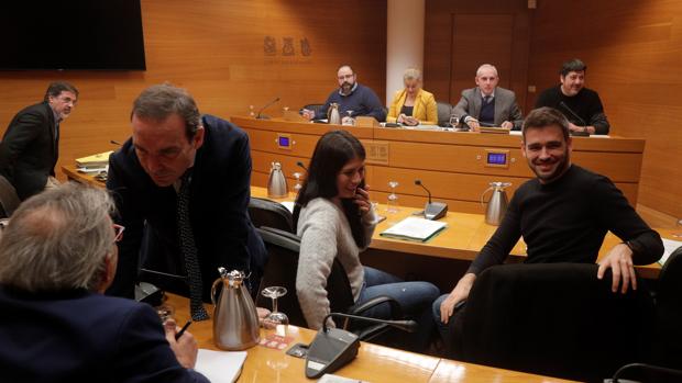 Los desacuerdos del tripartito suspenden la votación de los presupuestos en las Cortes Valencianas