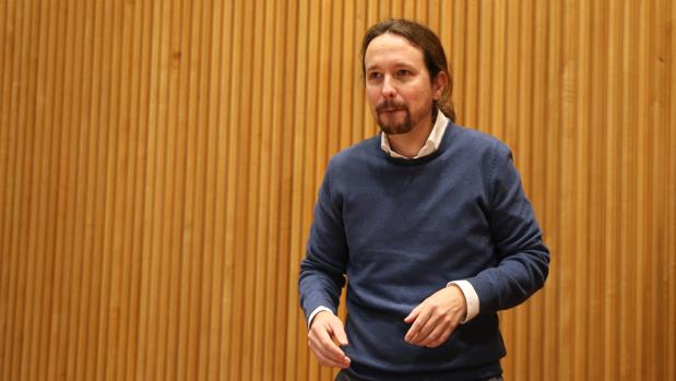 El despedido por Podemos investigaba «sobresueldos y contratos a dedo»