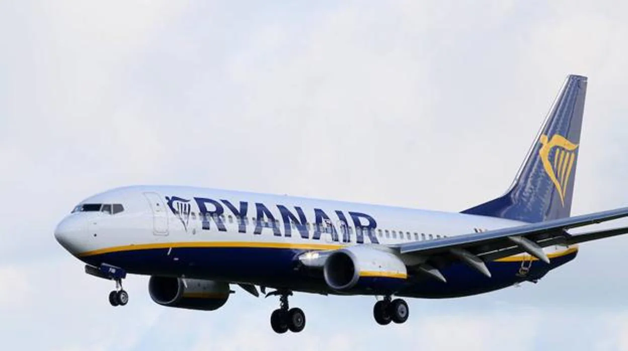 Ryanair cerrará sus bases en Canarias el 8 de enero