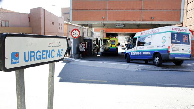 Trasladan al hospital de Toledo a tres afectados por inhalación de humo en Seseña