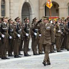Armada toma el relevo del coronel Marcos como director de la Academia de Infantería