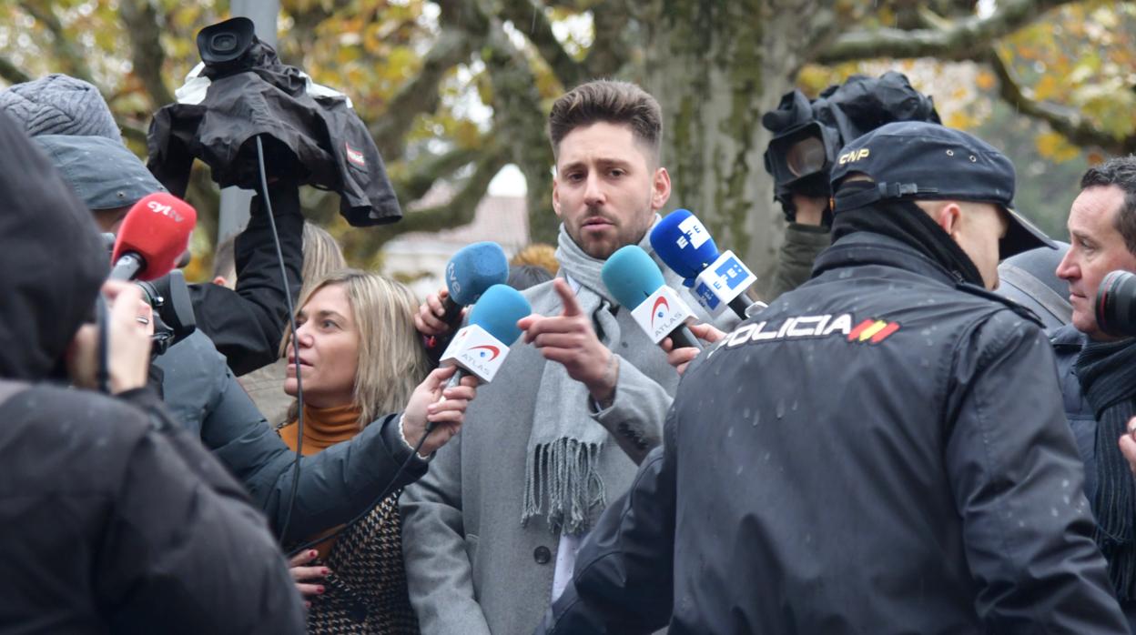 Víctor Rodríguez ‘Viti’, uno de los jugadores condenados, a su llegada al juzgado durante el juicio