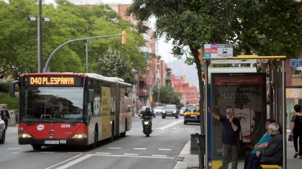 El autobús frenó para evitar un atropello